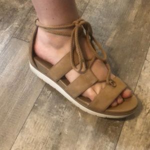 Michael Kors Tan Leather Gladiator Sandal Size 7.5